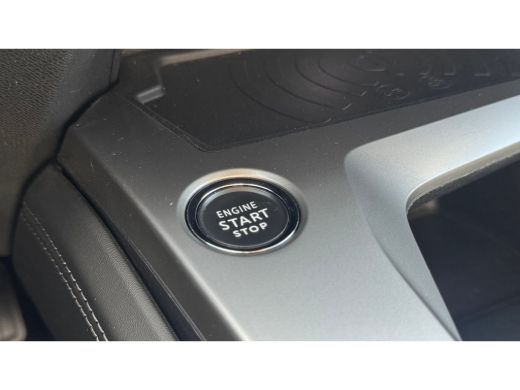 Peugeot 308 SW 1.2 PURETECH 130PK ALLURE PACK BUSINESS / NAVI / LEDER / CLIMA / PDC / 17" LMV / CAMERA / KEYL... ActivLease financial lease