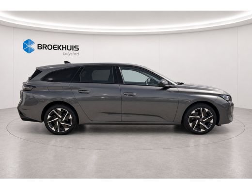Peugeot 308 SW 1.2 PURETECH 130PK ALLURE PACK BUSINESS / NAVI / LEDER / CLIMA / PDC / 17" LMV / CAMERA / KEYL... ActivLease financial lease