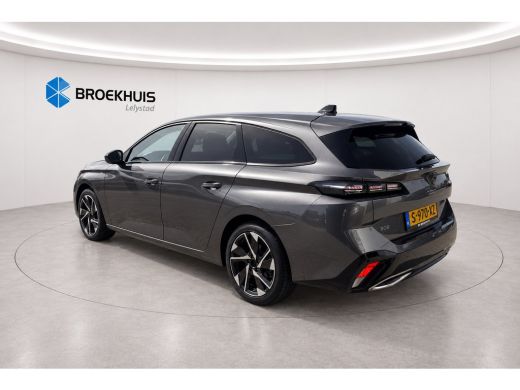 Peugeot 308 SW 1.2 PURETECH 130PK ALLURE PACK BUSINESS / NAVI / LEDER / CLIMA / PDC / 17" LMV / CAMERA / KEYL... ActivLease financial lease