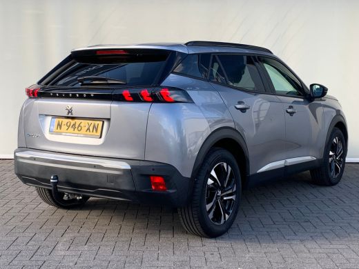 Peugeot e-2008 EV Allure Pack 50 kWh Airco | Camera | Cruise Control | 90% SOH! | DAB | Keyless Start | LMV 17" ... ActivLease financial lease