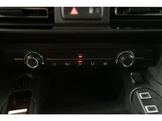 Peugeot Partner 1.5 BlueHDi 130PK EAT8 | Automaat | Airco | Camera | Virtual | Cruise | Carplay | Navi | Trekhaak... ActivLease financial lease