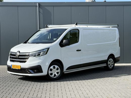 Renault Trafic 2.0 dCi / L2H1 / 1e EIG. / IMPERIAAL / 3-ZITS / LED / CRUISE / AIRCO / NAVI / SIDEBARS ActivLease financial lease