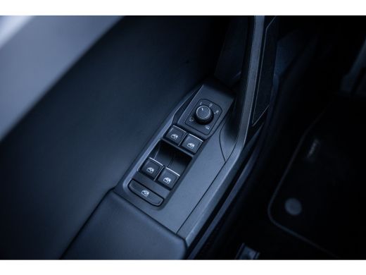 Seat Leon 1.4 TSI eHybrid SOH 94% FR Business Intense | Achteruitrijcamera | Parkeersensor voor | Trekhaak ... ActivLease financial lease