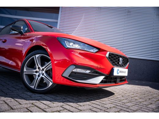 Seat Leon 1.4 TSI eHybrid SOH 94% FR Business Intense | Achteruitrijcamera | Parkeersensor voor | Trekhaak ... ActivLease financial lease