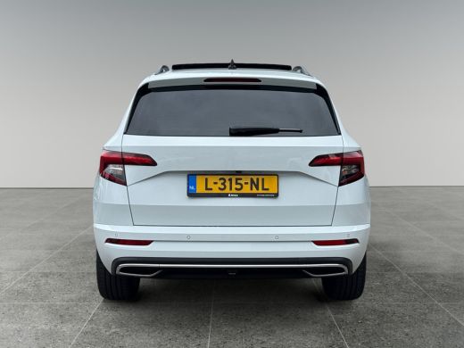 Skoda Karoq 1.5 150pk TSI ACT Sportline Business Panoramadak | Extra getint glas achter | Navigatiesysteem fu... ActivLease financial lease