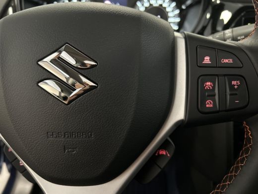 Suzuki Vitara 1.4 Boosterjet Smart Hybrid Special Edition NU MET &euro; 2000,= INRUILVOORDEEL ActivLease financial lease