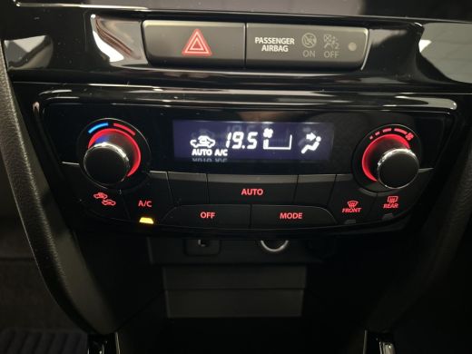 Suzuki Vitara 1.4 Boosterjet Smart Hybrid Special Edition NU MET &euro; 2000,= INRUILVOORDEEL ActivLease financial lease