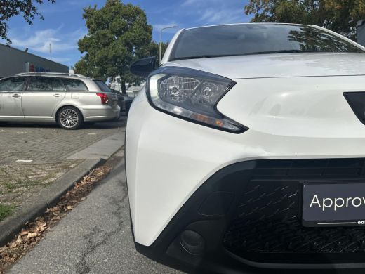 Toyota Aygo 1.0 VVT-i MT Play ActivLease financial lease