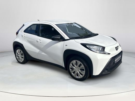 Toyota Aygo 1.0 VVT-i MT Play ActivLease financial lease