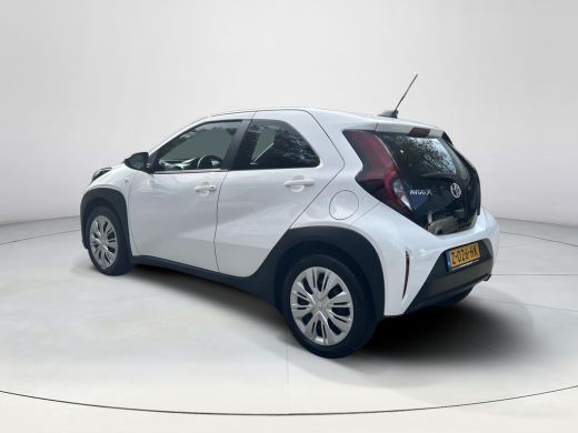 Toyota Aygo 1.0 VVT-i MT Play ActivLease financial lease
