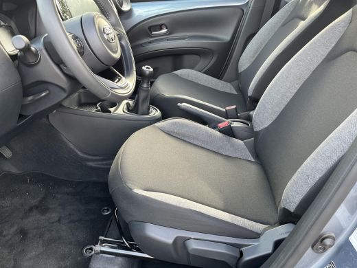 Toyota Aygo 1.0 VVT-i MT Play All-in prijs | Adaptive Cruise Control | Apple / android auto ActivLease financial lease