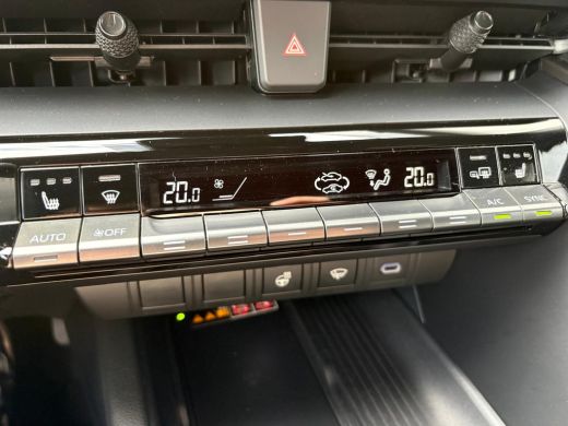 Toyota C-HR 1.8 Hybrid 140PK First Edition Bi-Tone/Winter-pack/Gr.-navigatie/Elektr.klep/Camera/Adapt.-cruise ActivLease financial lease
