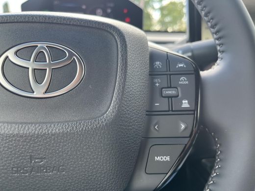 Toyota C-HR+ Executive AWD 77 kWh | &euro;3.000 extra inruilwaarde | ActivLease financial lease