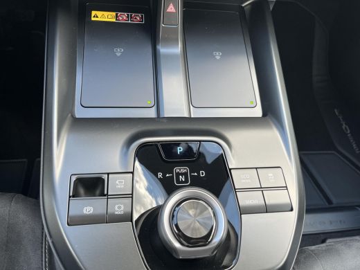 Toyota C-HR+ Executive AWD 77 kWh | &euro;3.000 extra inruilwaarde | ActivLease financial lease