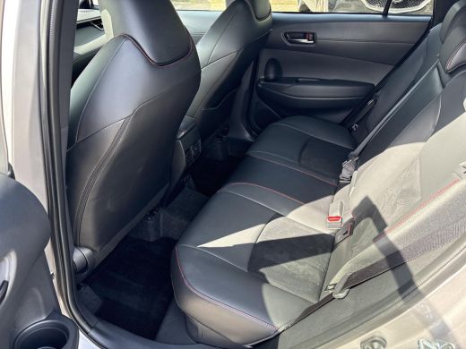 Toyota Corolla Cross Hybrid 180 GR Sport | CarPlay | Achteruitrijcamera | Naviagtie ActivLease financial lease