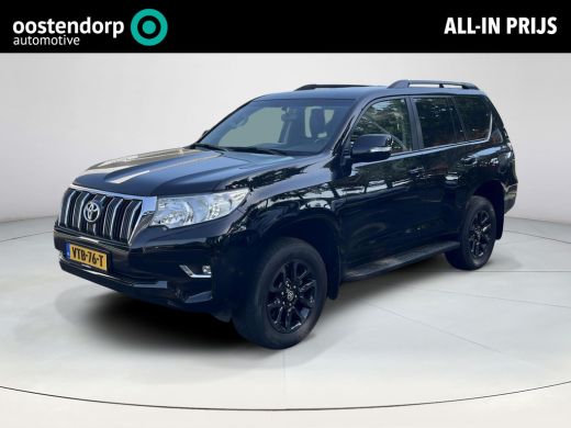 Toyota Land Cruiser 2.8 D-4D-F Challenger Window Van | Trekhaak | Stoelverwarming | CarPlay ActivLease financial lease