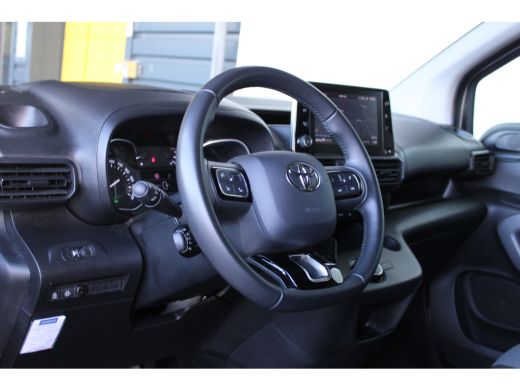 Toyota ProAce 1.2 Turbo Active | 5-persoons | Dubbele schuifdeur | Navigatie | Camera | Climate control | ActivLease financial lease