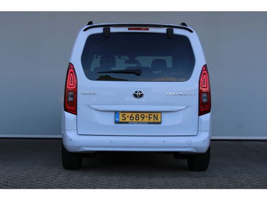 Toyota ProAce 1.2 Turbo Active | 5-persoons | Dubbele schuifdeur | Navigatie | Camera | Climate control | ActivLease financial lease