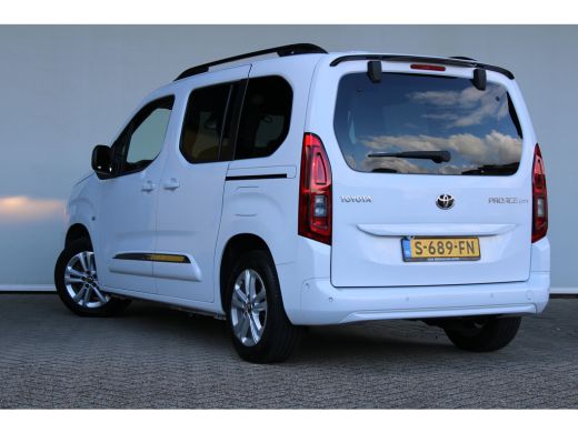 Toyota ProAce 1.2 Turbo Active | 5-persoons | Dubbele schuifdeur | Navigatie | Camera | Climate control | ActivLease financial lease