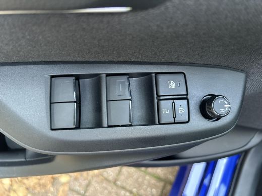 Toyota Yaris 1.5 Hybrid 115 Dynamic ActivLease financial lease