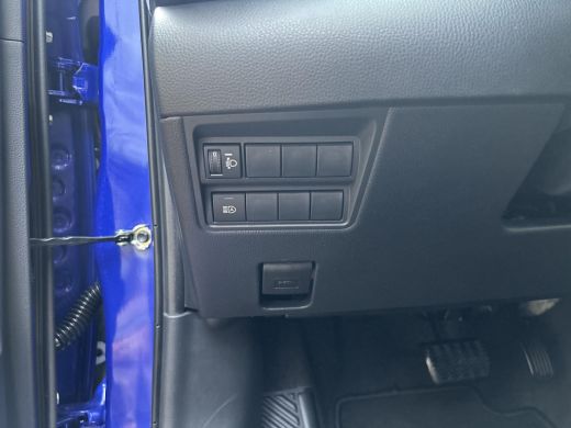 Toyota Yaris 1.5 Hybrid 115 Dynamic ActivLease financial lease