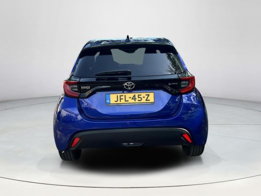 Toyota Yaris 1.5 Hybrid 115 Dynamic ActivLease financial lease