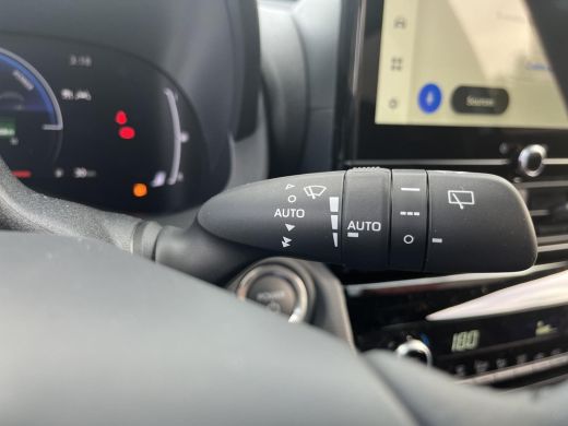 Toyota Yaris Cross 1.5 Hybrid 130 First Edition | &euro; 2.500 extra inruilwaarde | ActivLease financial lease