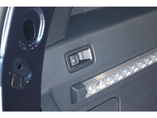 Volkswagen ID. Buzz Cargo Cargo Bulli Limited edition 79 kWh | Achteruitrijcamera | Apple Carplay/Android Auto|telefooninte... ActivLease financial lease