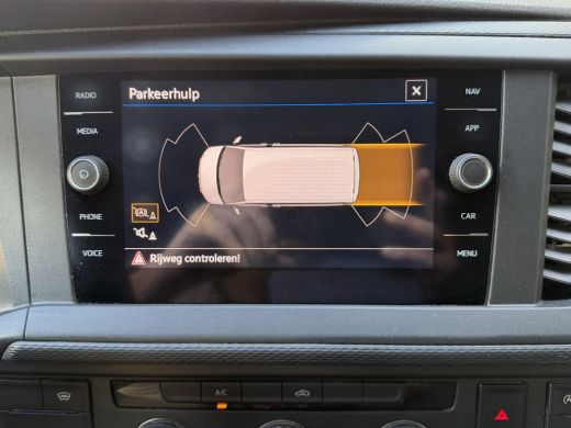 Volkswagen Transporter 2.0 TDI Euro 6 L2H1 28 CarPlay/Cruise Control/leer ActivLease financial lease
