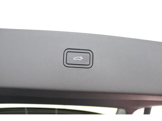 Volvo  EX30 P5 Long Range Plus Black Edition Europa 69 kWh | Direct Beschikbaar | Elektrische Stoelen | Stoel... ActivLease financial lease
