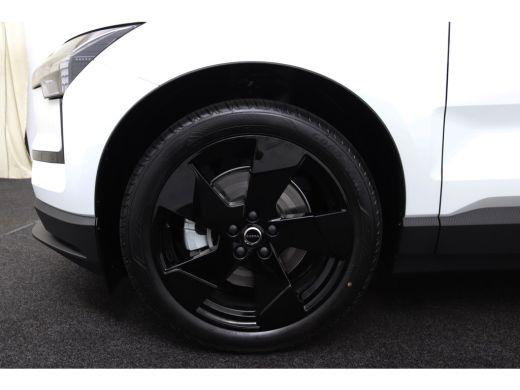 Volvo  EX30 P5 Long Range Plus Black Edition Europa 69 kWh | Direct Beschikbaar | Elektrische Stoelen | Stoel... ActivLease financial lease