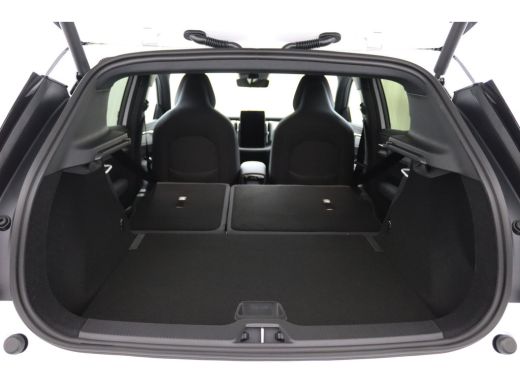 Volvo  EX30 P5 Long Range Plus Black Edition Europa 69 kWh | Direct Beschikbaar | Elektrische Stoelen | Stoel... ActivLease financial lease