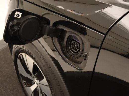 Volvo  XC40 1.5 T4 Recharge Inscription Expression | SOH 86,3% | Trekhaak | Carplay | Navigatie | Climate con... ActivLease financial lease