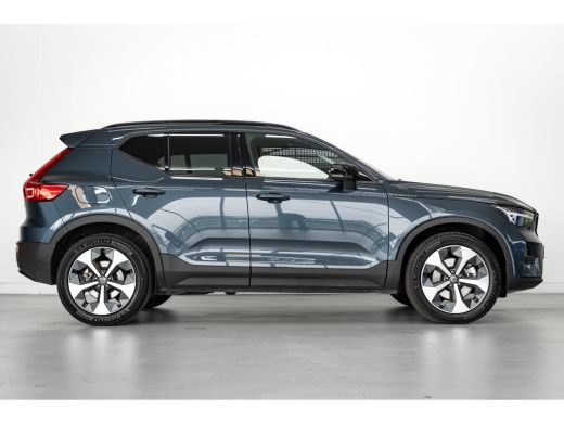 Volvo  XC40 B4 197PK Plus Dark | Trekhaak | Getint Glas | All-Season | Geheugen | Elek Stoelen | 19'' ActivLease financial lease