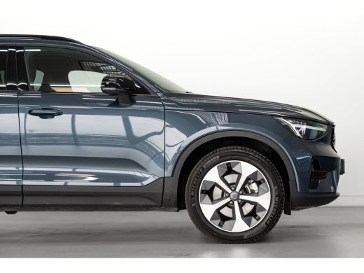Volvo  XC40 B4 197PK Plus Dark | Trekhaak | Getint Glas | All-Season | Geheugen | Elek Stoelen | 19'' ActivLease financial lease