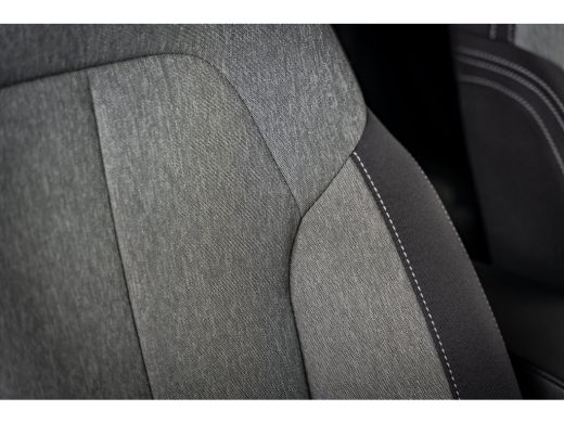 Volvo  XC40 B4 197PK Plus Dark | Trekhaak | Getint Glas | All-Season | Geheugen | Elek Stoelen | 19'' ActivLease financial lease