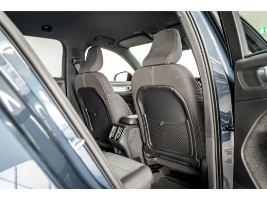Volvo  XC40 B4 197PK Plus Dark | Trekhaak | Getint Glas | All-Season | Geheugen | Elek Stoelen | 19'' ActivLease financial lease