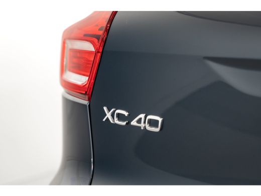 Volvo  XC40 B4 197PK Plus Dark | Trekhaak | Getint Glas | All-Season | Geheugen | Elek Stoelen | 19'' ActivLease financial lease