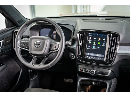 Volvo  XC40 B4 197PK Plus Dark | Trekhaak | Getint Glas | All-Season | Geheugen | Elek Stoelen | 19'' ActivLease financial lease