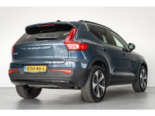 Volvo  XC40 B4 197PK Plus Dark | Trekhaak | Getint Glas | All-Season | Geheugen | Elek Stoelen | 19'' ActivLease financial lease