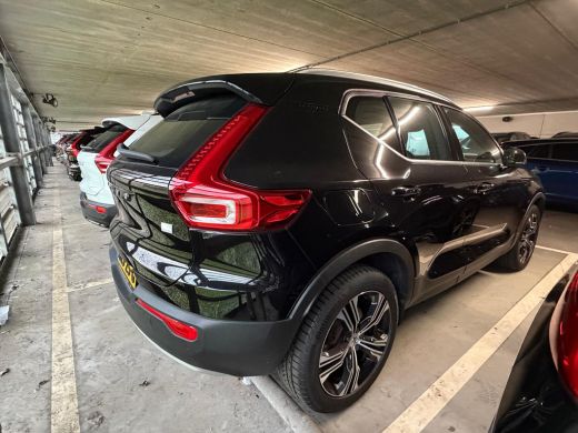 Volvo  XC40 T5 262PK Recharge Inscription | 360 | HK Audio | Trekhaak | Panoramadak | Park Assist | Blis ActivLease financial lease