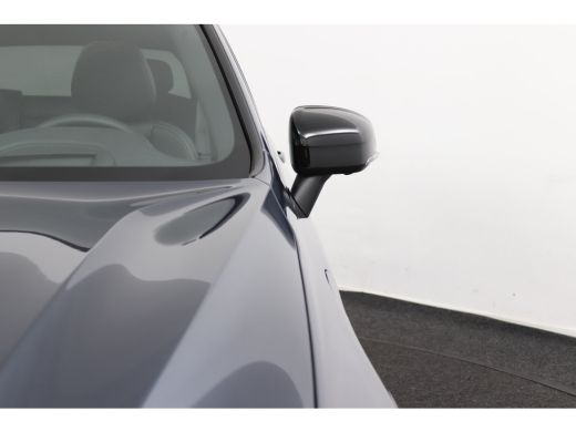 Volvo  XC60 T8 AWD Ultra Black Edition Exec | Achterbank verwarmd | Achteruitrijcamera | Alarmsysteem ActivLease financial lease