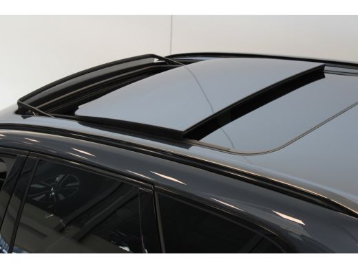 Volvo  XC60 T8 405PK Ultra Black Edition Exec | Full option! | Luchtvering | 360 | Geheugen | Massage ActivLease financial lease