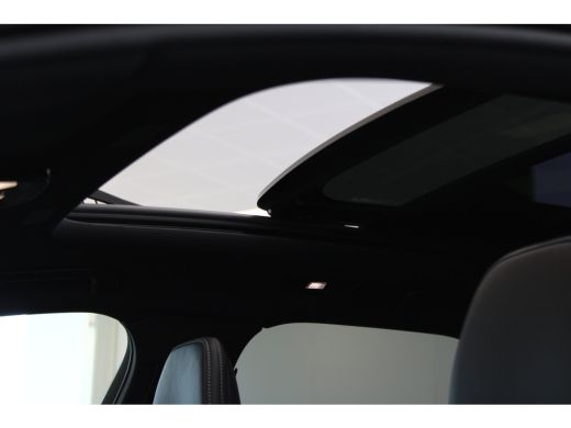 Volvo  XC60 T8 405PK Ultra Black Edition Exec | Full option! | Luchtvering | 360 | Geheugen | Massage ActivLease financial lease