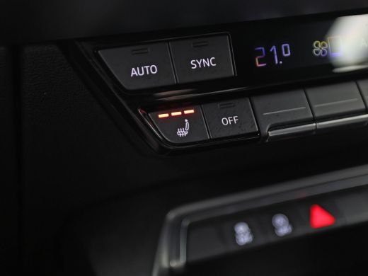 Audi A3 Sportback 30 TFSI S-Line Automaat (2X S-LINE, APPLE CARPLAY, STOELVERWARMING, PLAT S-LINE SPORTST... ActivLease financial lease