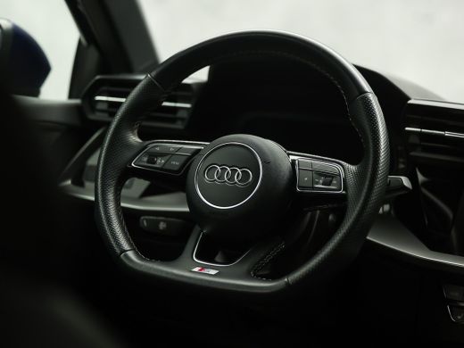 Audi A3 Sportback 30 TFSI S-Line Automaat (2X S-LINE, APPLE CARPLAY, STOELVERWARMING, PLAT S-LINE SPORTST... ActivLease financial lease