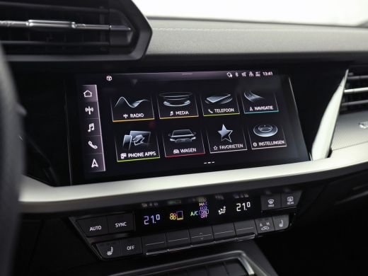 Audi A3 Sportback 30 TFSI S-Line Automaat (2X S-LINE, APPLE CARPLAY, STOELVERWARMING, PLAT S-LINE SPORTST... ActivLease financial lease