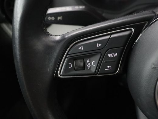 Audi Q2 | Virtual dashboard | Cruise control | Navigatie | Climate control | Carplay | DAB | Lichtmetaal ... ActivLease financial lease