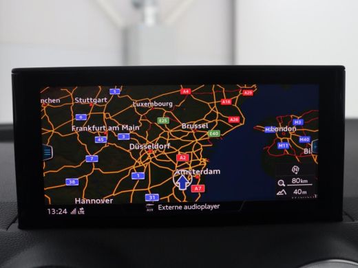 Audi Q2 | Virtual dashboard | Cruise control | Navigatie | Climate control | Carplay | DAB | Lichtmetaal ... ActivLease financial lease