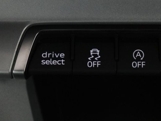 Audi Q3 | Leder | Virtual Dashboard | Carplay | Stoelverwarming | Climate control | Cruise control | Came... ActivLease financial lease